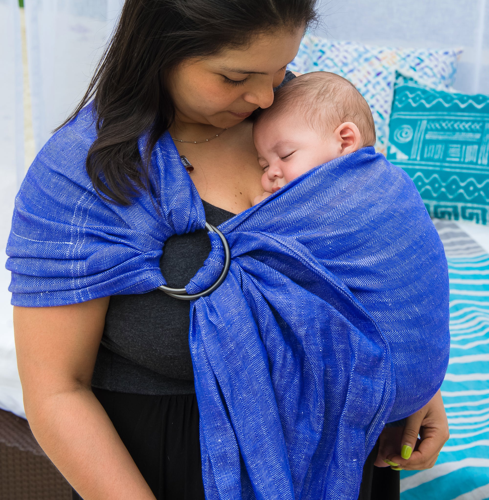 Buy Moby Ring Sling | Versatile Support Wrap for Mothers, Fathers, and  Caregivers | Baby Wrap and Carrier for Newborns, Infants, and Toddlers |  Holder Can Carry Babies up to 33 lbs |